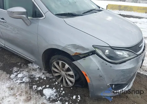 2018 Chrysler Pacifica Touring L из США, поврежденный, VIN 2C4RC1BG8JR317983